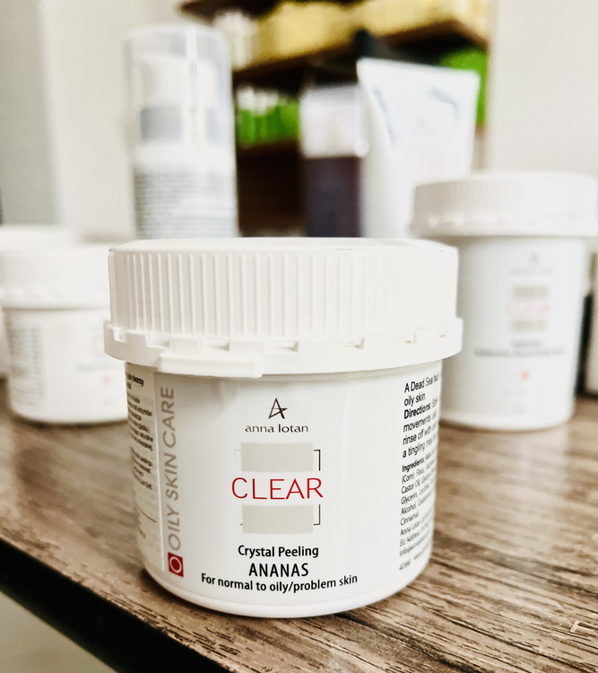 Enzymatyczny peeling z ananasem Anna Lotan 250 ml - do cery trądzikowej, na wypryski (4096)